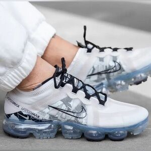 Nike Air VaporMax Running Shoes